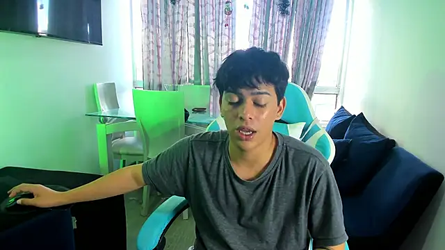 Snapshot of Franco_Rizzo_ chatting on 01.29.25 Franco Rizzo online show from 01.29.25