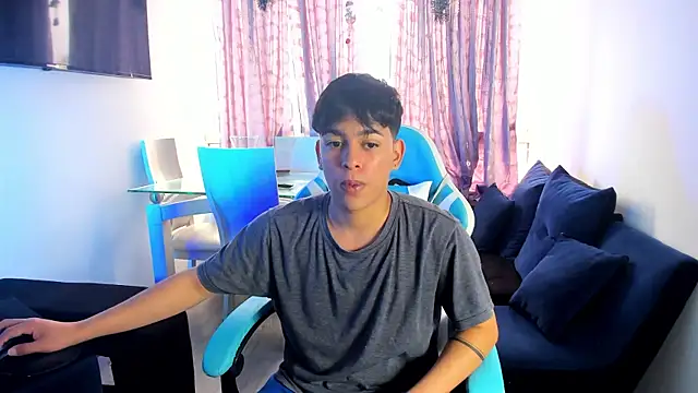 Snapshot of Franco_Rizzo_ chatting on 02.03.25 Franco Rizzo online show from 02.03.25