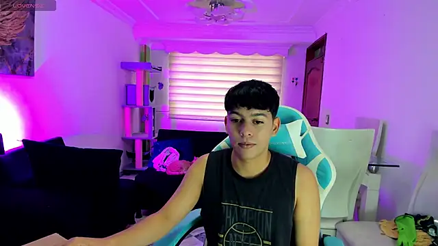 Snapshot of Franco_Rizzo_ chatting on 09.10.25 Franco Rizzo online show from 09.10.25