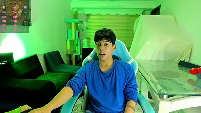 Snapshot of Franco_Rizzo_ chatting on 09.30.25 Franco Rizzo online show from 09.30.25