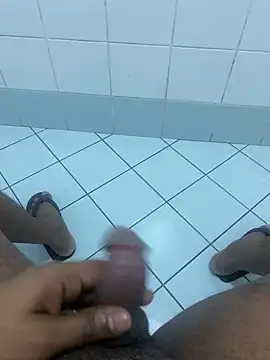 Snapshot of SLhotman chatting on 03.09.25 SLhotman online show from 03.09.25