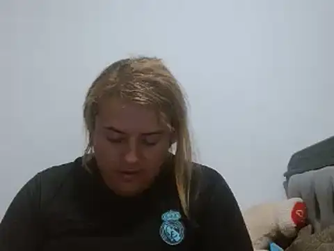 Snapshot of KIARAMARSHALLWELLZ chatting on 02.03.25 KIARAMARSHALLWELLZ online show from 02.03.25