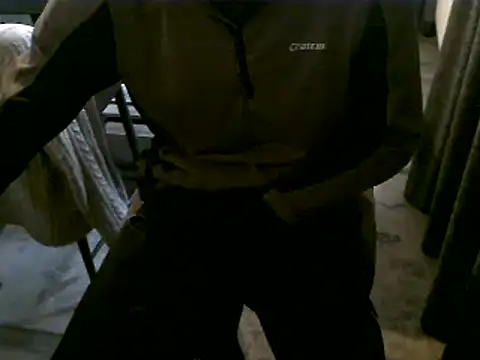 Snapshot of hornyman18cm39 chatting on 12.24.24 hornyman18cm39 online show from 12.24.24