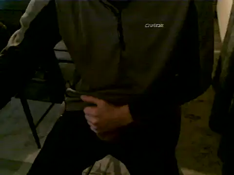 Snapshot of hornyman18cm39 chatting on 01.09.25 hornyman18cm39 online show from 01.09.25