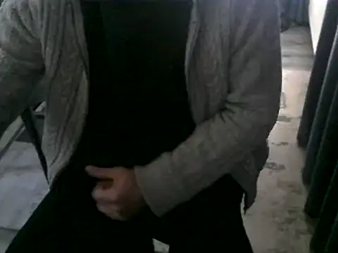 Snapshot of hornyman18cm39 chatting on 02.03.25 hornyman18cm39 online show from 02.03.25