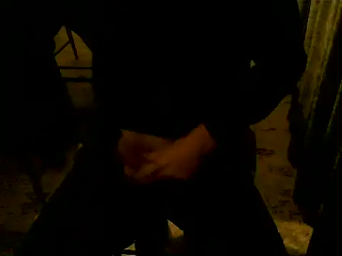 Snapshot of hornyman18cm39 chatting on 10.06.25 hornyman18cm39 online show from 10.06.25