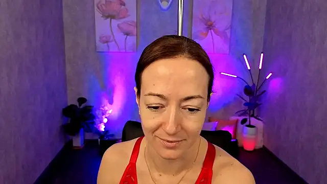 Snapshot of kimberlyray777 chatting on 02.04.25 kimberlyray777 online show from 02.04.25