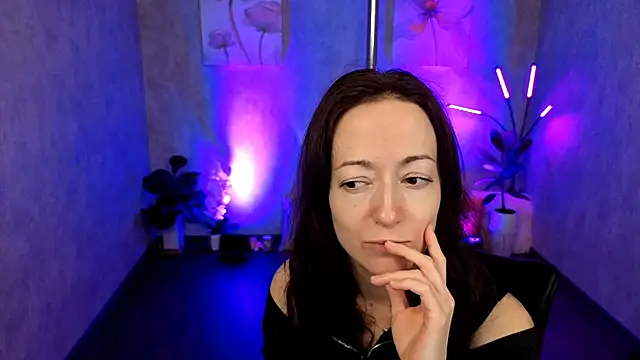 Snapshot of kimberlyray777 chatting on 02.20.25 kimberlyray777 online show from 02.20.25