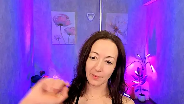 Snapshot of kimberlyray777 chatting on 03.22.25 kimberlyray777 online show from 03.22.25