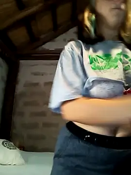 Snapshot of nenamalanenamala chatting on 03.13.25 nenamalanenamala online show from 03.13.25