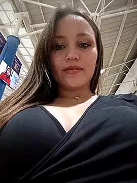 Snapshot of marena_saenz chatting on 12.04.24 marena saenz online show from 12.04.24