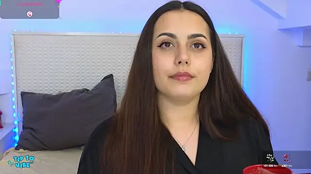 Snapshot of Eva_Rogers_ chatting on 01.20.25 Eva Rogers  online show from 01.20.25