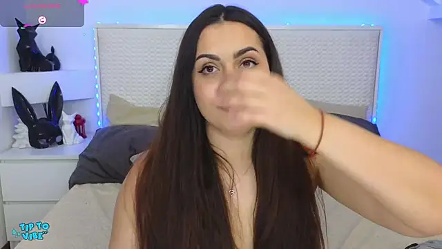 Snapshot of Eva_Rogers_ chatting on 01.22.25 Eva Rogers  online show from 01.22.25