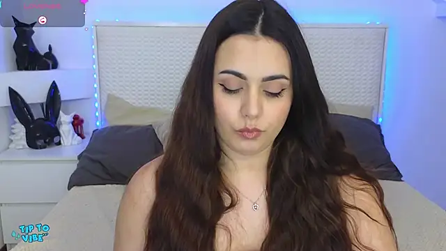 Snapshot of Eva_Rogers_ chatting on 01.23.25 Eva Rogers  online show from 01.23.25