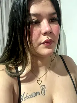 Snapshot of zoe_adhara chatting on 09.29.25 zoe adhara online show from 09.29.25