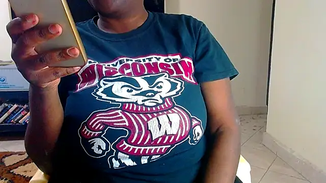 Snapshot of sunnylovexp chatting on 02.21.25 sunnylovexp online show from 02.21.25