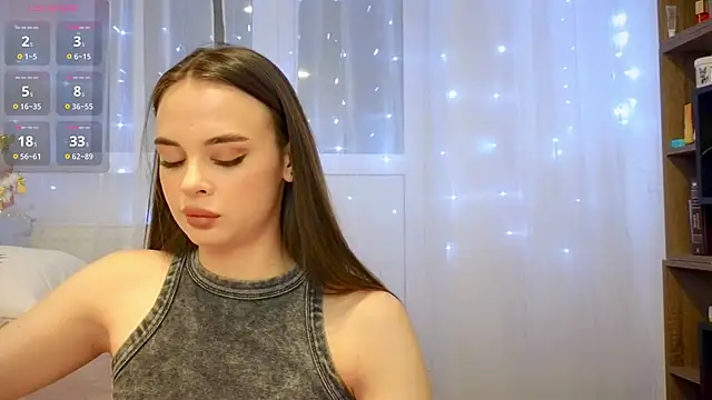 Snapshot of KristenSayles chatting on 12.30.24 KristenSayles online show from 12.30.24