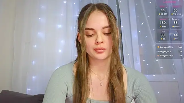 Snapshot of KristenSayles chatting on 01.31.25 KristenSayles online show from 01.31.25