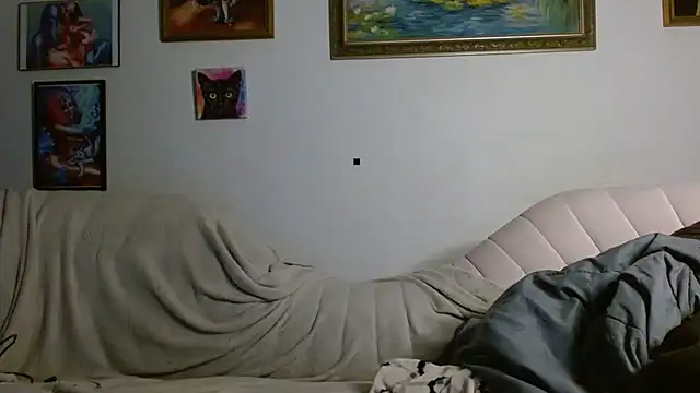 Snapshot of bobbybacala91 chatting on 10.01.25 bobbybacala91 online show from 10.01.25