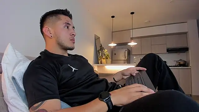 Snapshot of Chriskyle_ chatting on 12.03.24 Chriskyle  online show from 12.03.24