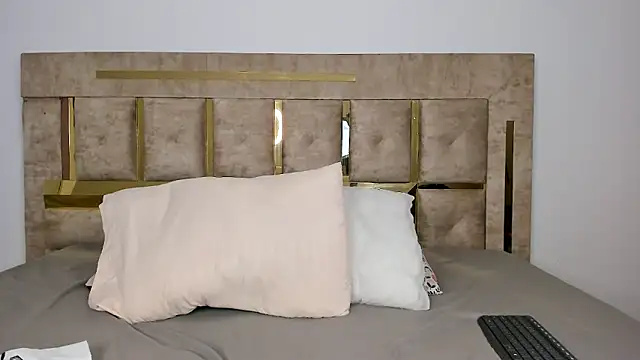 thecrazyadamss  online show from 10.04.25