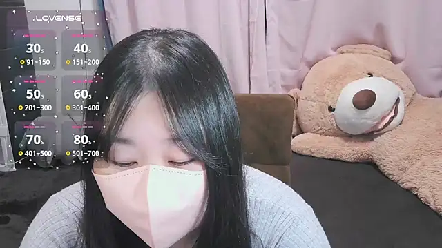 yuinyan3150 online show from 11.19.25