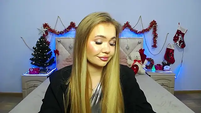 Snapshot of StacyYellig chatting on 01.04.25 StacyYellig online show from 01.04.25