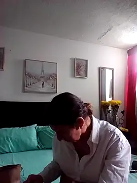 Cameron puppy online show from 09.17.25