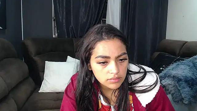 Snapshot of fairylatin222 chatting on 11.23.25 fairylatin222 online show from 11.23.25