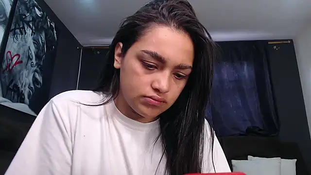 Snapshot of fairylatin222 chatting on 12.03.25 fairylatin222 online show from 12.03.25