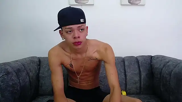 Snapshot of Harry_jhonsson chatting on 02.06.25 Harry jhonsson online show from 02.06.25