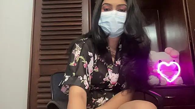 Snapshot of Princess_Lily chatting on 02.09.25 Princess Lily online show from 02.09.25