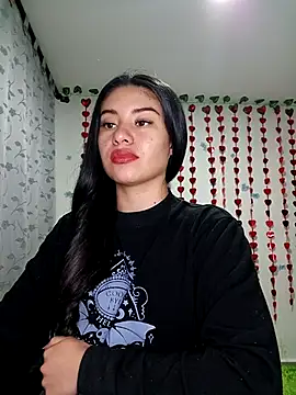 Snapshot of tara20_ chatting on 02.16.25 tara20  online show from 02.16.25