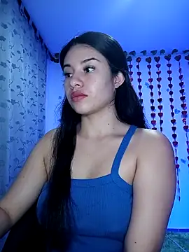 Snapshot of tara20_ chatting on 02.19.25 tara20  online show from 02.19.25
