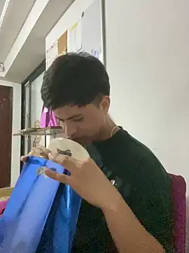 Snapshot of Niicky1_ chatting on 12.15.24 Niicky1 online show from 12.15.24