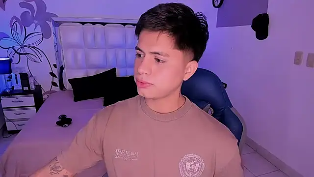 Snapshot of Niicky1_ chatting on 12.26.24 Niicky1 online show from 12.26.24