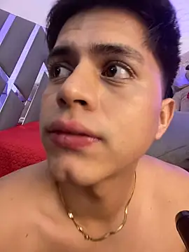 Snapshot of Niicky1_ chatting on 12.28.24 Niicky1 online show from 12.28.24