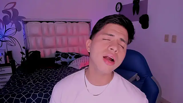 Snapshot of Niicky1_ chatting on 01.18.25 Niicky1 online show from 01.18.25