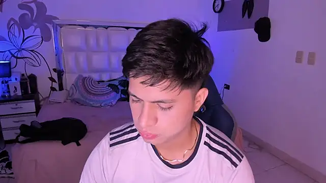 Snapshot of Niicky1_ chatting on 01.23.25 Niicky1 online show from 01.23.25