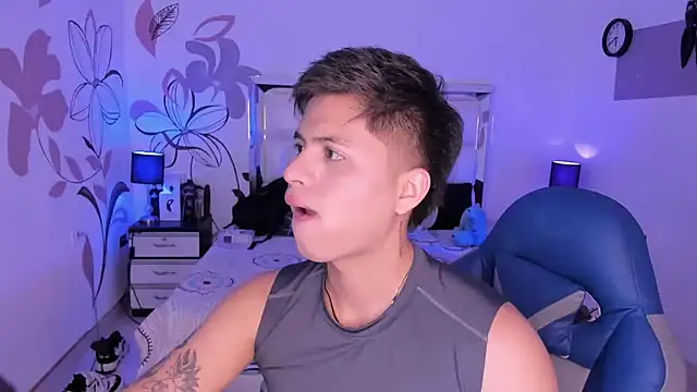 Snapshot of Niicky1_ chatting on 02.09.25 Niicky1 online show from 02.09.25