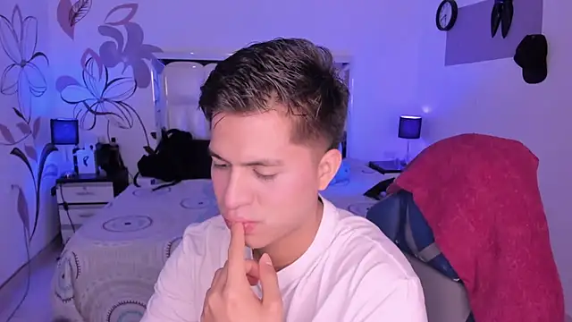 Snapshot of Niicky1_ chatting on 02.11.25 Niicky1 online show from 02.11.25