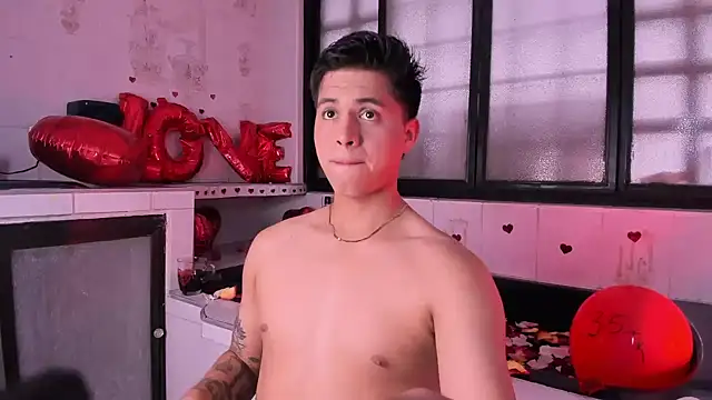 Snapshot of Niicky1_ chatting on 02.15.25 Niicky1 online show from 02.15.25