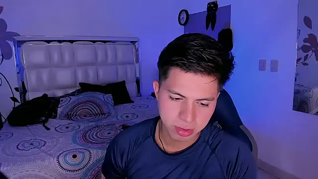 Snapshot of Niicky1_ chatting on 02.26.25 Niicky1 online show from 02.26.25