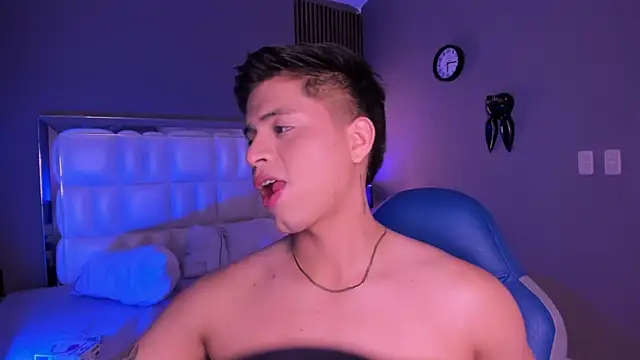 Snapshot of Niicky1_ chatting on 09.10.25 Niicky1 online show from 09.10.25