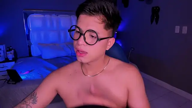 Snapshot of Niicky1_ chatting on 09.18.25 Niicky1 online show from 09.18.25