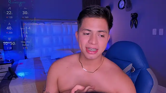 Snapshot of Niicky1_ chatting on 10.04.25 Niicky1 online show from 10.04.25