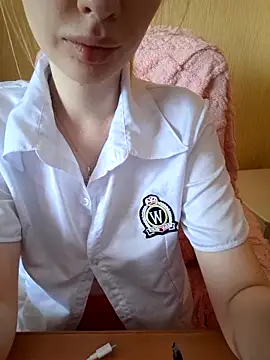Snapshot of Elza_kom chatting on 09.27.25 Elza kom online show from 09.27.25