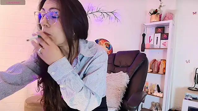 Rapunzeell  online show from 09.26.25