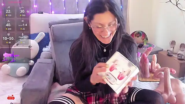 Rapunzeell  online show from 11.27.25