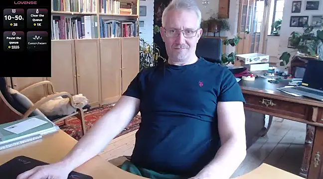 tom-swede online show from 01.30.25